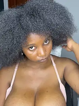 Snapshot of chocogirl01 chatting on February 2025 02:24:01 PM chocogirl01 online show from February 2025 02:24:01 PM