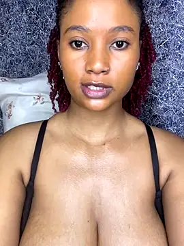 Snapshot of chocogirl01 chatting on September 2025 04:05:02 AM chocogirl01 online show from September 2025 04:05:02 AM