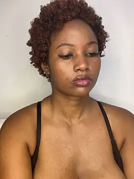 Snapshot of chocogirl01 chatting on March 2026 05:24:01 AM chocogirl01 online show from March 2026 05:24:01 AM