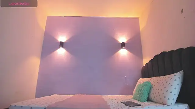 Sofia Clauss  online show from March 2025 03:55:02 AM