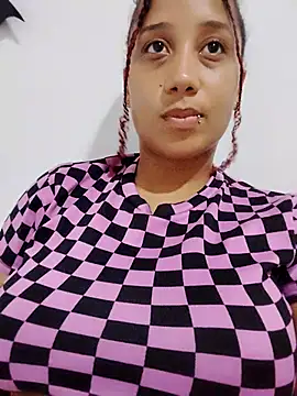 Snapshot of zandra_kiman chatting on November 2025 02:39:02 AM zandra kiman online show from November 2025 02:39:02 AM