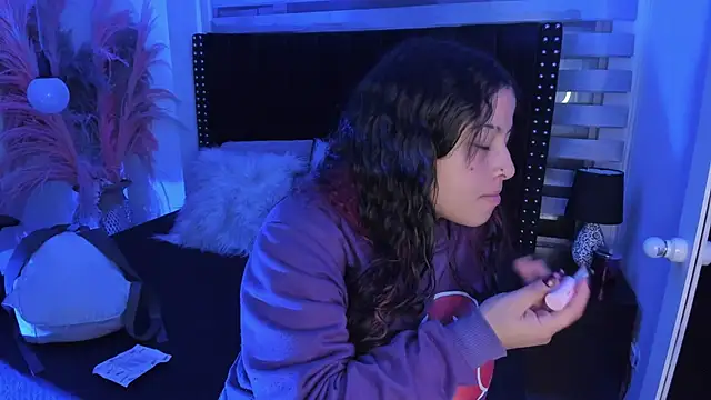 Snapshot of Sofiia-Rubb chatting on January 2025 04:25:02 AM Sofiia-Rubb online show from January 2025 04:25:02 AM