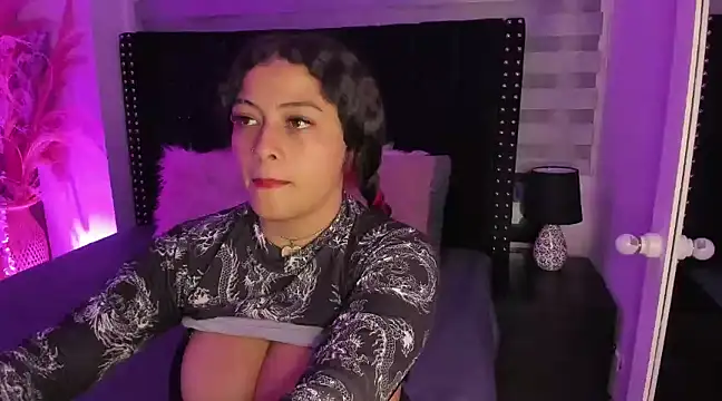 Snapshot of Sofiia-Rubb chatting on February 2025 10:05:01 AM Sofiia-Rubb online show from February 2025 10:05:01 AM