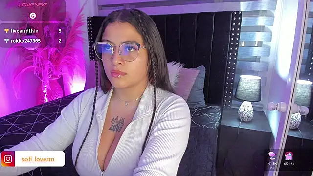 Snapshot of Sofiia-Rubb chatting on March 2025 07:08:02 AM Sofiia-Rubb online show from March 2025 07:08:02 AM