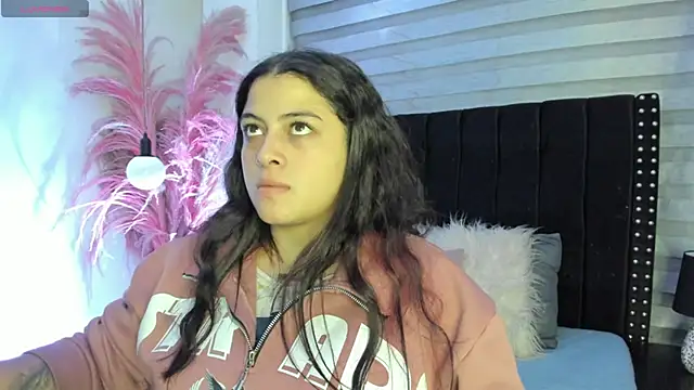 Snapshot of Sofiia-Rubb chatting on September 2025 04:45:02 AM Sofiia-Rubb online show from September 2025 04:45:02 AM