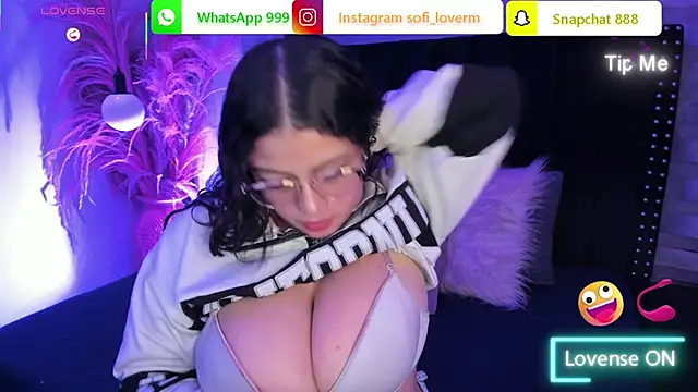 Snapshot of Sofiia-Rubb chatting on September 2025 05:09:02 AM Sofiia-Rubb online show from September 2025 05:09:02 AM