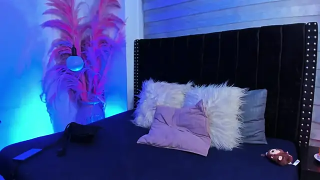 Snapshot of Sofiia-Rubb chatting on September 2025 05:44:01 AM Sofiia-Rubb online show from September 2025 05:44:01 AM