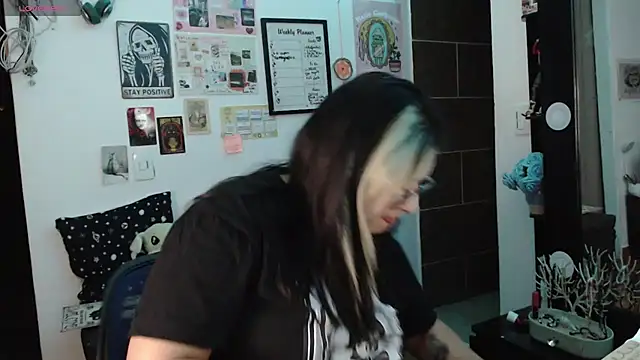 mollyshake1 online show from September 2025 05:54:01 AM