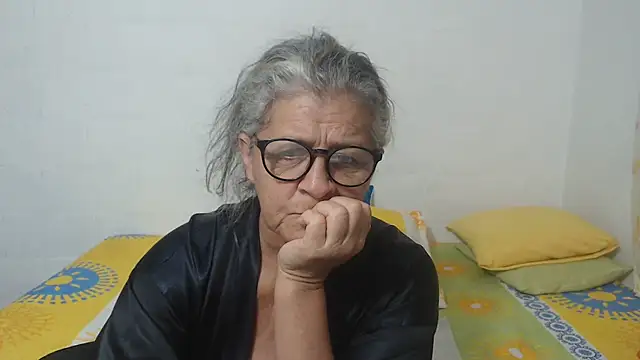 candy mature  online show from February 2025 09:28:01 AM