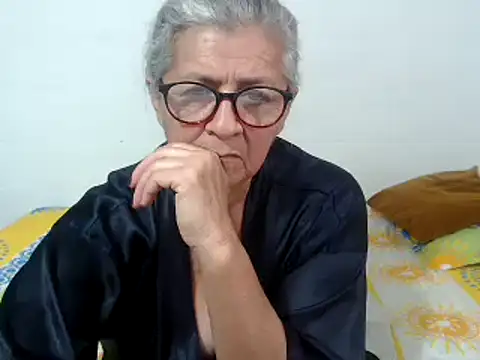 candy mature  online show from March 2025 09:35:01 PM