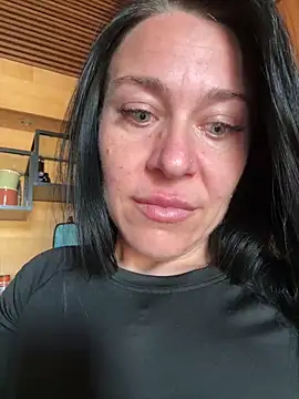 Snapshot of CuteNata chatting on November 2025 11:05:02 AM CuteNata online show from November 2025 11:05:02 AM