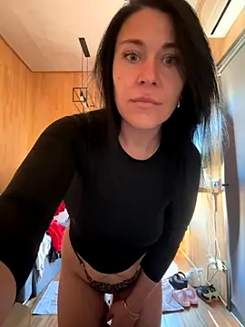 Snapshot of CuteNata chatting on November 2025 11:02:01 AM CuteNata online show from November 2025 11:02:01 AM