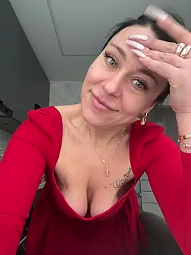 Snapshot of CuteNata chatting on February 2026 11:13:01 AM CuteNata online show from February 2026 11:13:01 AM