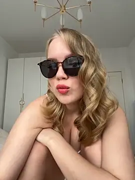 Little Forest ELF online show from November 2025 10:15:02 AM