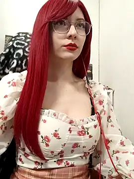 ElliMoor online show from December 2024 11:22:01 AM