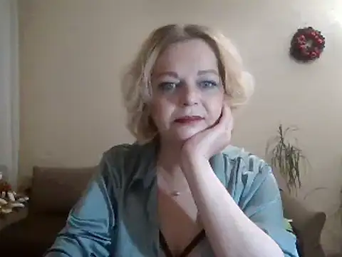 Snapshot of SofiyaPetrova chatting on February 2025 11:16:02 PM SofiyaPetrova online show from February 2025 11:16:02 PM