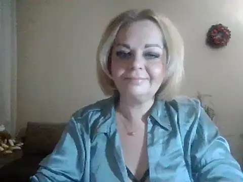 Snapshot of SofiyaPetrova chatting on February 2025 04:13:02 PM SofiyaPetrova online show from February 2025 04:13:02 PM