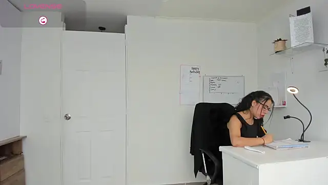 susana monroy online show from October 2025 06:49:02 PM