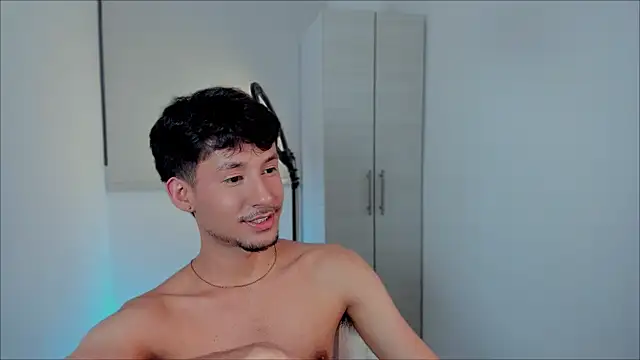 Snapshot of dimitri_targaryen chatting on December 2024 02:45:02 AM dimitri targaryen online show from December 2024 02:45:02 AM