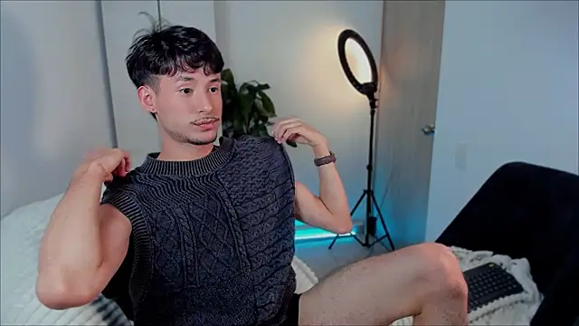 Snapshot of dimitri_targaryen chatting on December 2024 02:43:02 AM dimitri targaryen online show from December 2024 02:43:02 AM