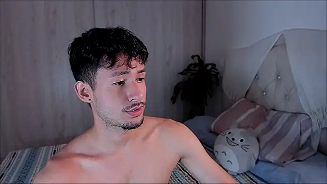 Snapshot of dimitri_targaryen chatting on October 2025 09:57:02 PM dimitri targaryen online show from October 2025 09:57:02 PM