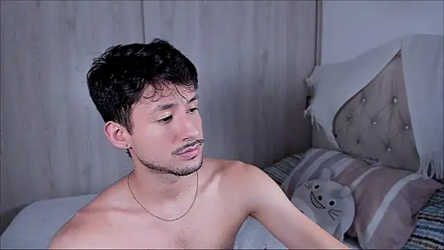 Snapshot of dimitri_targaryen chatting on October 2025 06:30:01 PM dimitri targaryen online show from October 2025 06:30:01 PM