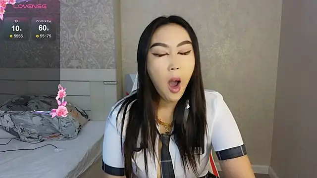 Diana Moon  online show from July 2026 02:07:02 AM