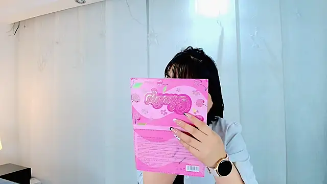 lina bedoya  online show from September 2025 11:34:02 AM