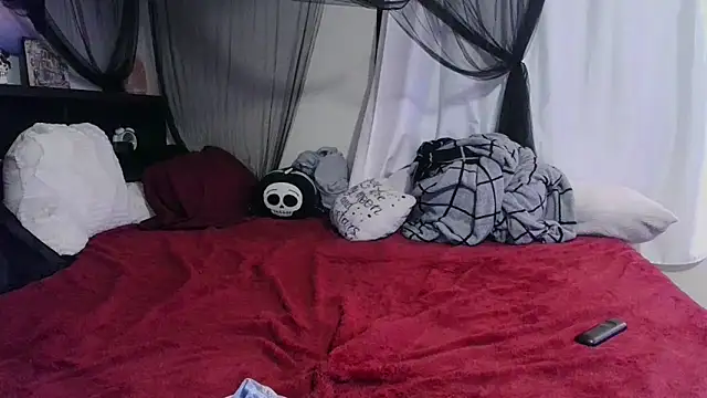 CrystalLakeXO online show from March 2026 06:06:01 AM