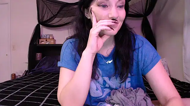 CrystalLakeXO online show from June 2026 04:57:01 AM