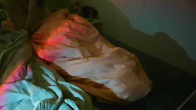 Snapshot of Everydayonli chatting on October 2025 08:35:01 AM Everydayonli online show from October 2025 08:35:01 AM