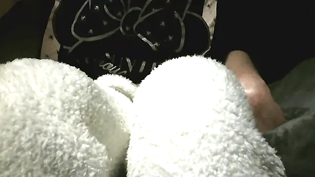 Everydayonli online show from February 2026 04:00:02 PM