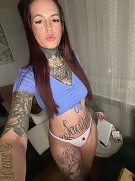 Snapshot of AileenInkOfficial chatting on February 2026 07:36:01 AM AileenInkOfficial online show from February 2026 07:36:01 AM