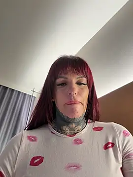 Snapshot of AileenInkOfficial chatting on March 2026 09:28:01 PM AileenInkOfficial online show from March 2026 09:28:01 PM