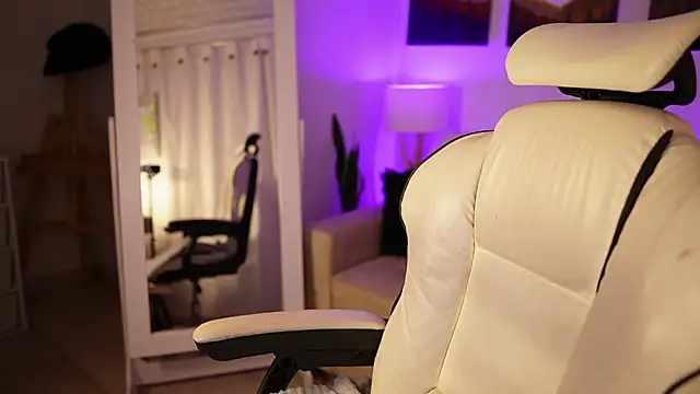 SaraParisi online show from February 2025 02:07:01 AM