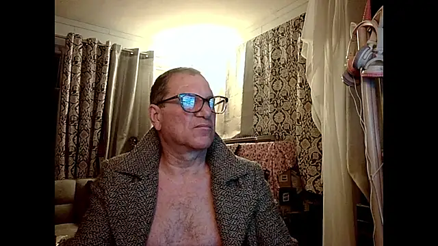 Snapshot of coryassman chatting on January 2025 08:31:02 AM coryassman online show from January 2025 08:31:02 AM