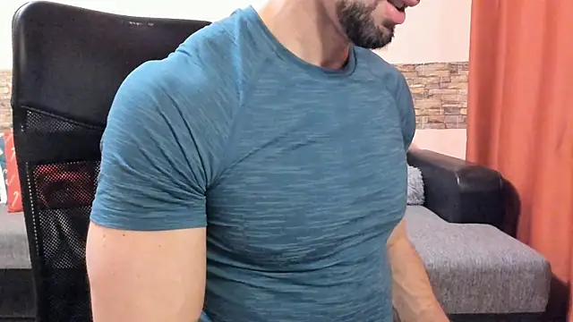 HotHunkTrainer online show from March 2026 08:31:01 AM