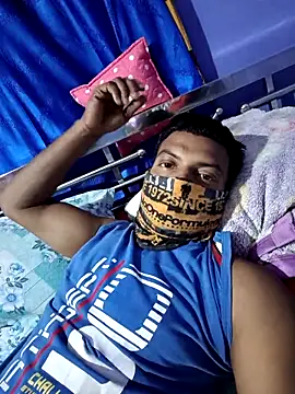 model yesx online show from February 2026 05:25:01 PM