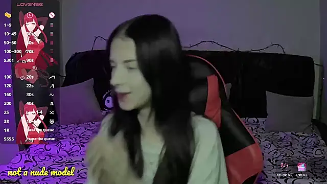 Snapshot of Miya_Dream_UKR chatting on December 2025 11:45:01 PM Miya Dream UKR online show from December 2025 11:45:01 PM