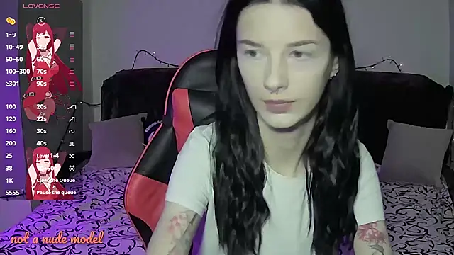 Snapshot of Miya_Dream_UKR chatting on January 2026 05:05:02 PM Miya Dream UKR online show from January 2026 05:05:02 PM