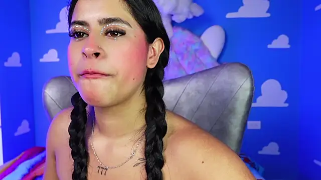 miss romyna online show from May 2026 11:04:02 AM