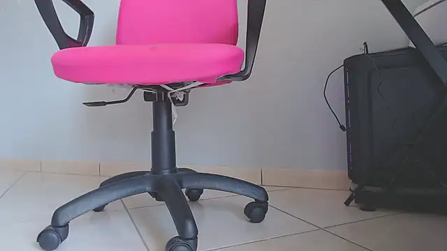 Snapshot of angeldevil193 chatting on January 2026 11:47:01 AM angeldevil193 online show from January 2026 11:47:01 AM