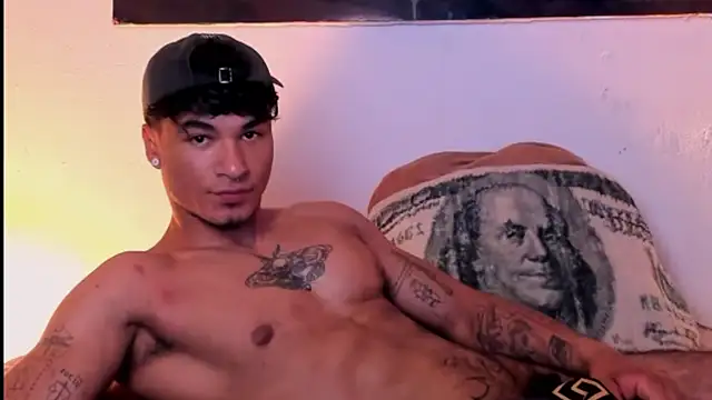 Thomas Fit1 online show from February 2025 05:01:01 PM