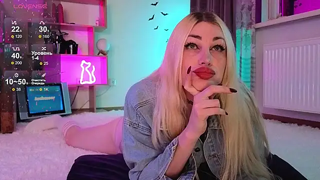 Snapshot of Inchcaser_ chatting on October 2025 09:14:01 PM Inchcaser online show from October 2025 09:14:01 PM