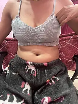 Snapshot of lallela chatting on March 2025 03:01:01 AM lallela online show from March 2025 03:01:01 AM