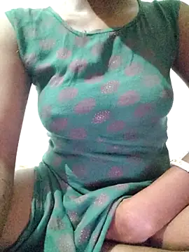 rituporna2004 online show from October 2025 03:10:01 PM