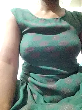 rituporna2004 online show from February 2026 02:53:01 AM