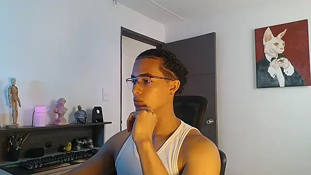 Snapshot of alejo_x3 chatting on September 2025 04:21:02 PM alejo x3 online show from September 2025 04:21:02 PM