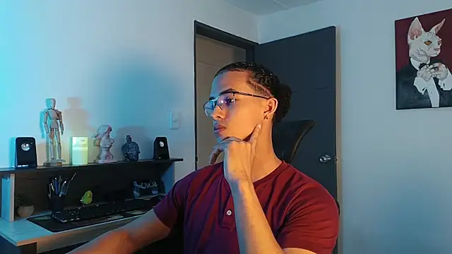 Snapshot of alejo_x3 chatting on October 2025 09:01:01 PM alejo x3 online show from October 2025 09:01:01 PM