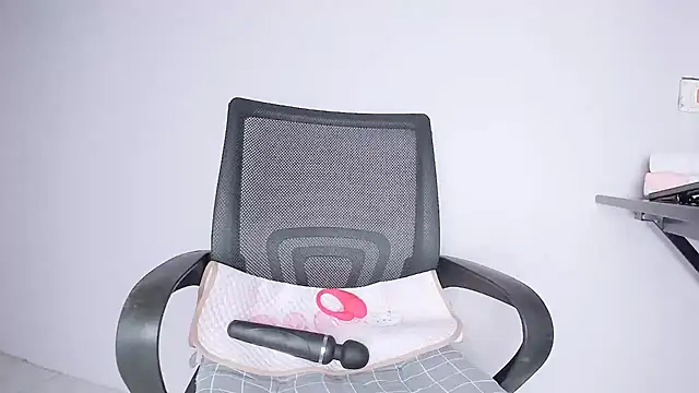 Snapshot of Baenee chatting on January 2025 01:32:02 PM Baenee online show from January 2025 01:32:02 PM